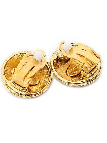 Chanel CC Round Clip On Earrings (view 2)