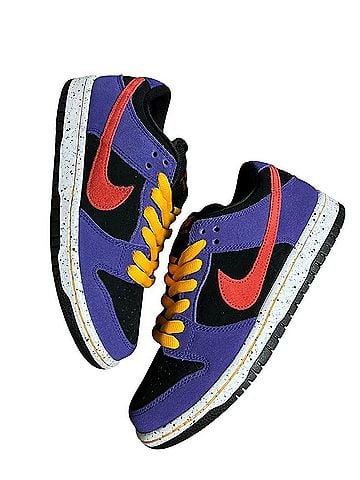 Nike Sneakers (view 1)