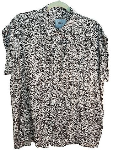 Rails Whitney Short Sleeve Button-Down Shirt (view 1)