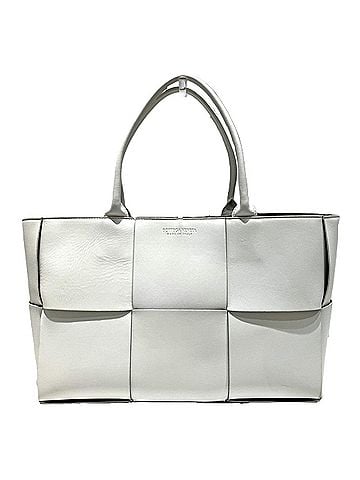 Bottega Veneta Bottega Veneta The Arco Tote Bag Maxi Intrecciato Calf Leather 609175VMAY39041 (view 1)