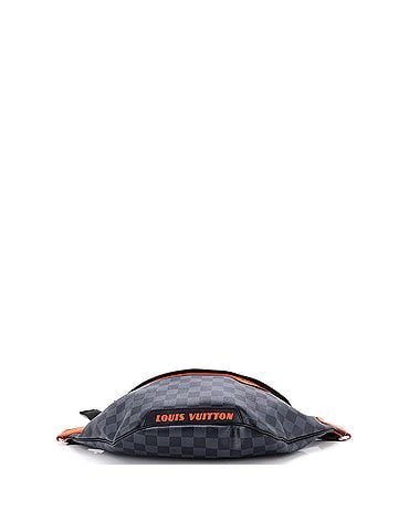 Louis Vuitton Discovery Bumbag Limited Edition Damier Cobalt Race (view 2)