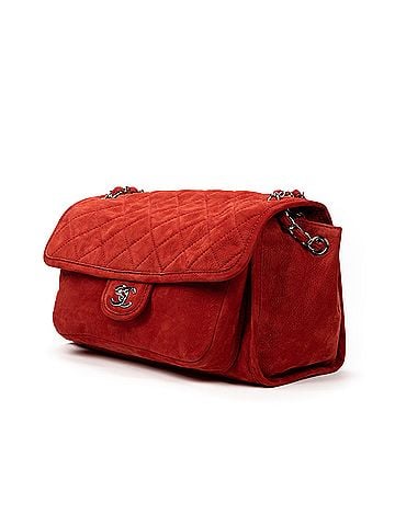 Chanel Flap (view 1)