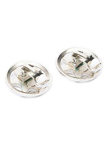 Chanel CC Star Round Clip On Earrings (view 2)