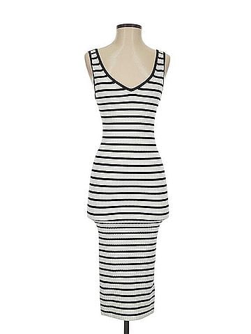 Gap Tank Dress Casual Dress (view 1)