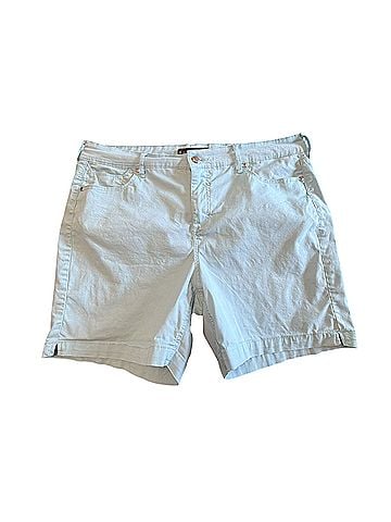 Bandolino Shorts (view 1)