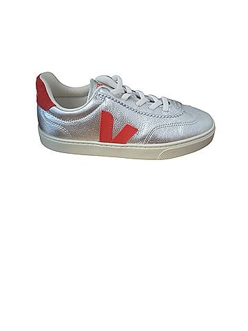 VEJA Sneakers (view 2)