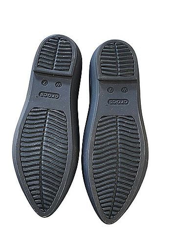 Crocs Pointed Ballet Flats Flats (view 2)