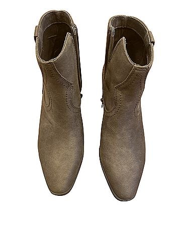 DV Ankle Boots (view 2)