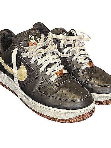 Nike Air Force 1 '07 LV8 Pomegranate Sneakers (view 1)