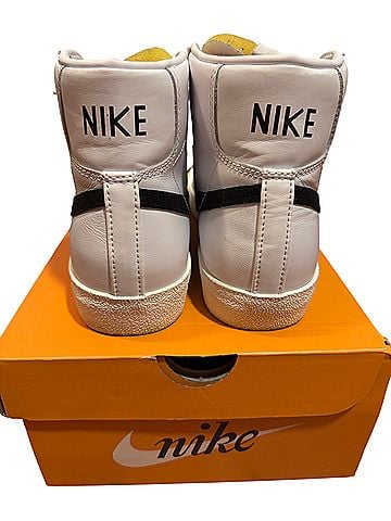 Nike Sneakers (view 2)