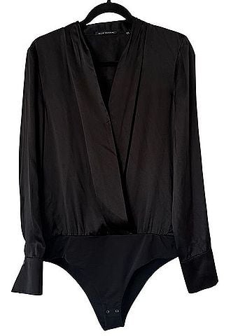 Elie Tahari Long Sleeve T-Shirt (view 1)
