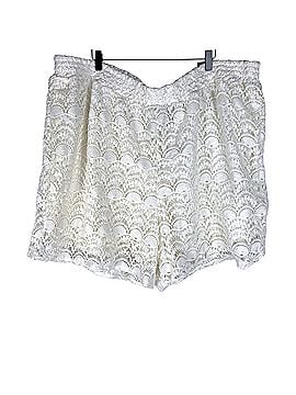 Lane Bryant Scalloped Lace Overlay Crochet Short Size 26 / 28 Shorts (view 1)