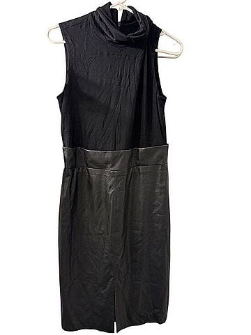Saks Fifth Avenue Casual Dress (view 1)