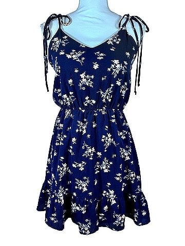 Everly Casual Dress (view 1)