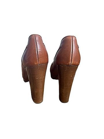 Ralph Lauren Collection Classic Tassel Pumps Heels (view 2)