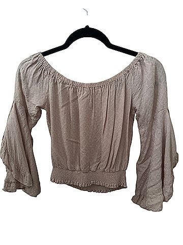 Illa Illa Short Sleeve Blouse (view 2)