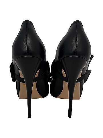 Gucci Gucci Bow-Detail Crystal-Embellished Elaisa Pumps in Black Leather (view 2)