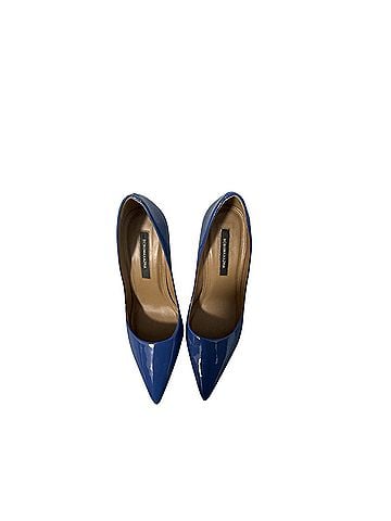 BCBGMAXAZRIA Heels (view 1)