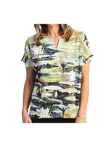 Jess & Jane Short Sleeve Notch Neck Top in Lily Pond (view 2)