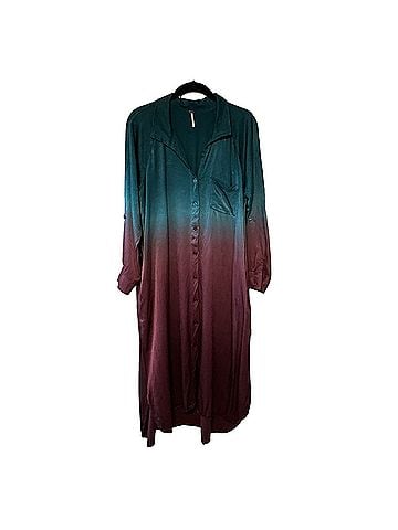 Young Fabulous & Broke Ombré Teal to Burgundy Midi Casual Dress (view 2)