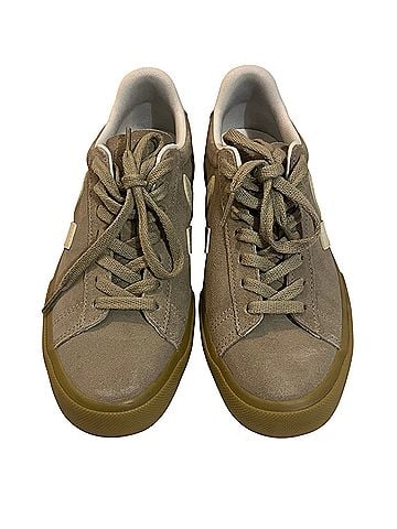 VEJA Campo  Sneakers (view 1)