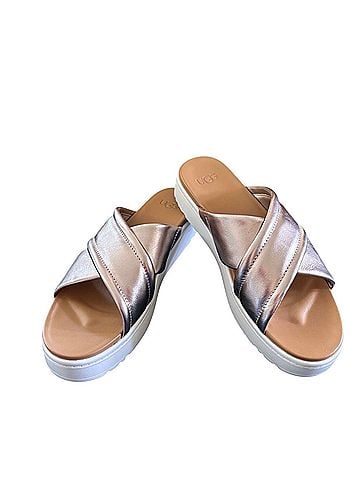 Ugg Zayne Sandals (view 2)