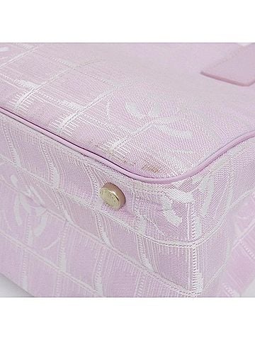 Chanel Chanel Travel Line 20457 Handbag (view 2)