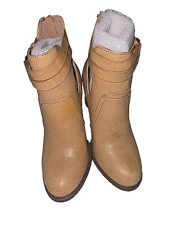Amazon Essentials Boots (view 2)