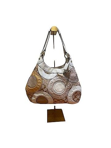 Coach Maggie Hobo (view 1)
