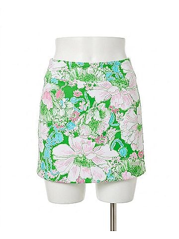 Lilly Pulitzer Maryana 15" Lounge Skort in Putting Green/Poppy Land (view 1)