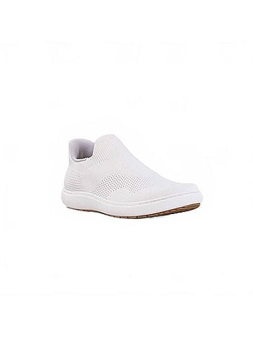 Clarks Women's Nalle Step Slip-On Sneakers in White (view 2)