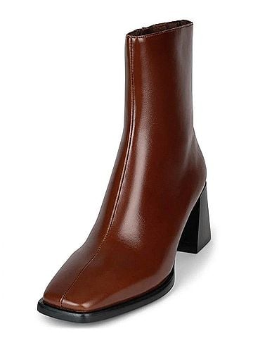 Jeffrey Campbell Women's Sherpal Boots in Brown (view 2)