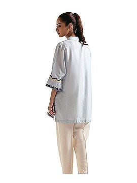 Outfitters ethnc 3/4 Sleeve Blouse (view 2)