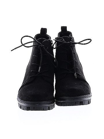 White Mountain White Mountain Ankle Boots (view 2)