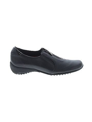 Munro American Munro American Sneakers (view 1)
