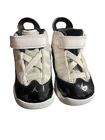 Jordan Sneakers (view 1)