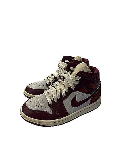 Jordan Sneakers (view 1)