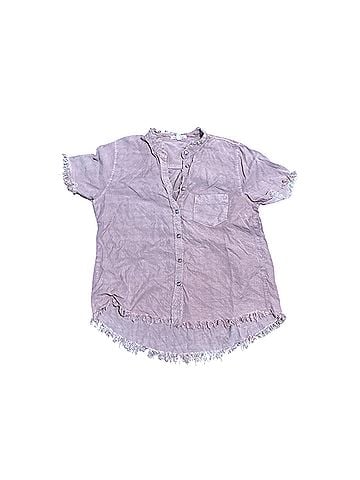 Tea n Rose Short Sleeve Button-Down Shirt (view 1)