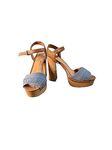 REPORT Heels (view 1)