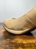 Etienne Aigner 100% Patent Leather Tan Heels Size 7 1/2 - photo 16