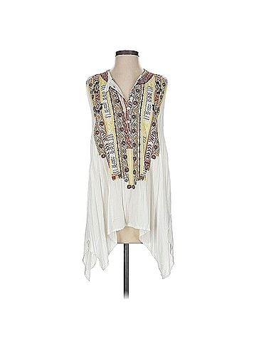 Biya Sleeveless Blouse (view 1)