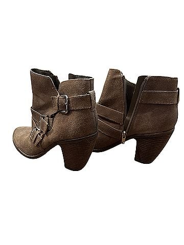 DV Ankle Boots (view 2)