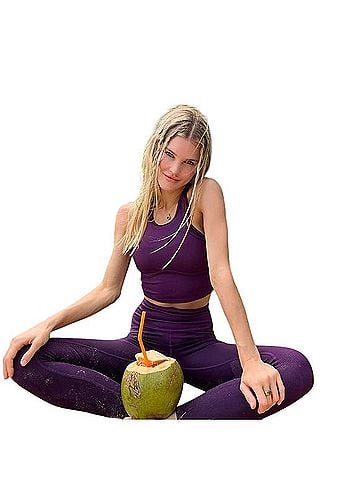 Alo Yoga Enchanted Top and Enso Leggings Leggings (view 1)
