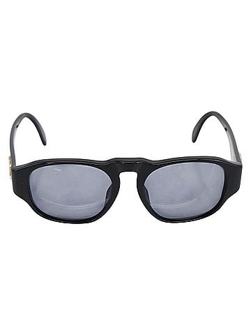 Chanel Logo Cc Plastic Black Plastic Sunglasse Accessory (view 1)