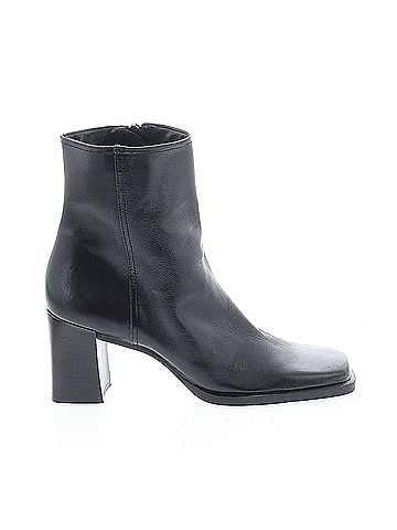 Nine West Nine West Ankle Boots (view 1)