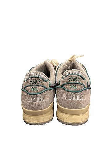 Asics Sneakers (view 2)