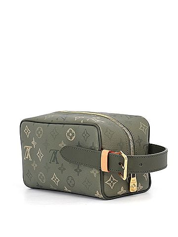 Louis Vuitton Louis Vuitton Clutch Bag Monogram Surplus Dopp Kit M26963 Handbag Pouch Second LOUIS VUITTON (view 2)