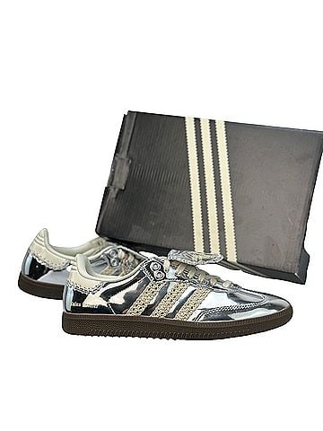 Adidas Sneakers (view 2)