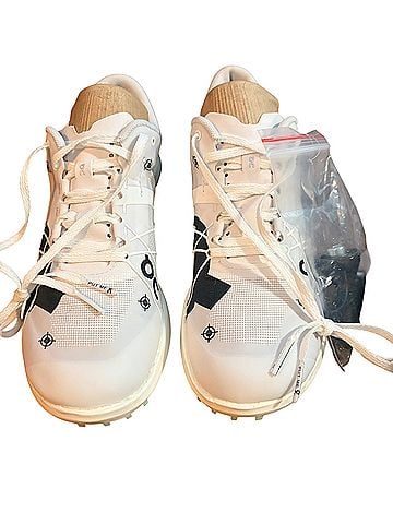 On cloud cloud spike 1500m Sneakers (view 1)