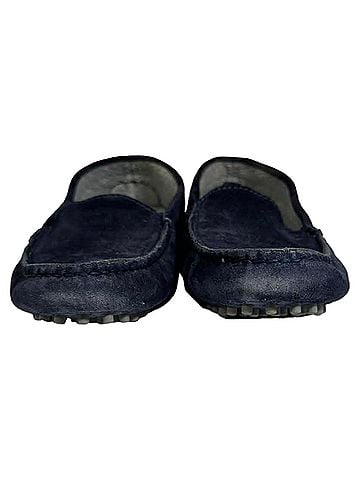 Manolo Blahnik Manolo Blahnik Loafers in Navy Blue Suede (view 2)